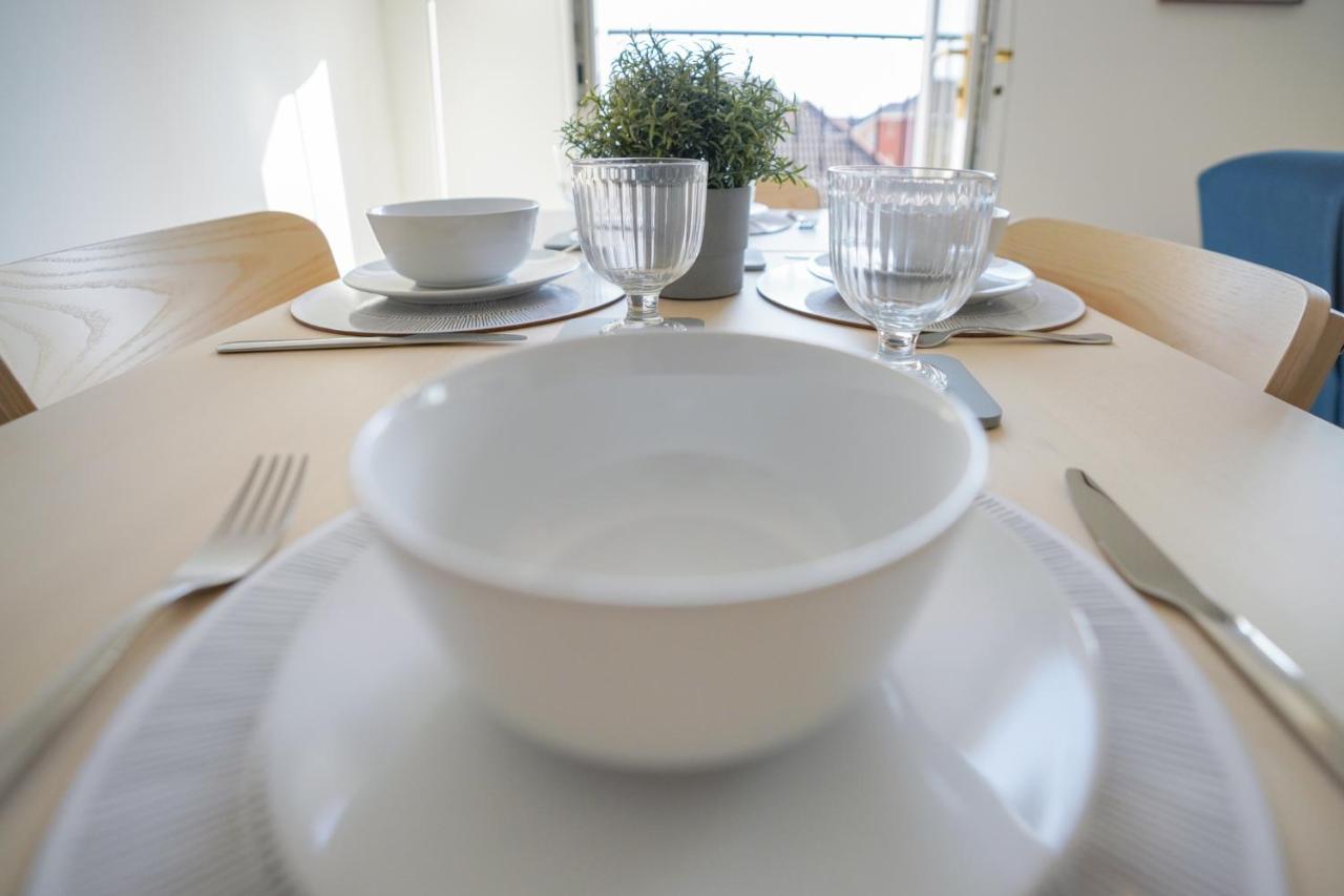 Stylish Apartment With Private Parking 카디프 외부 사진