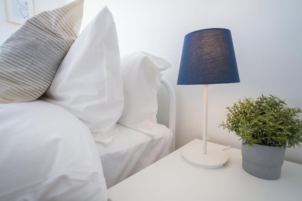 Stylish Apartment With Private Parking 카디프 외부 사진
